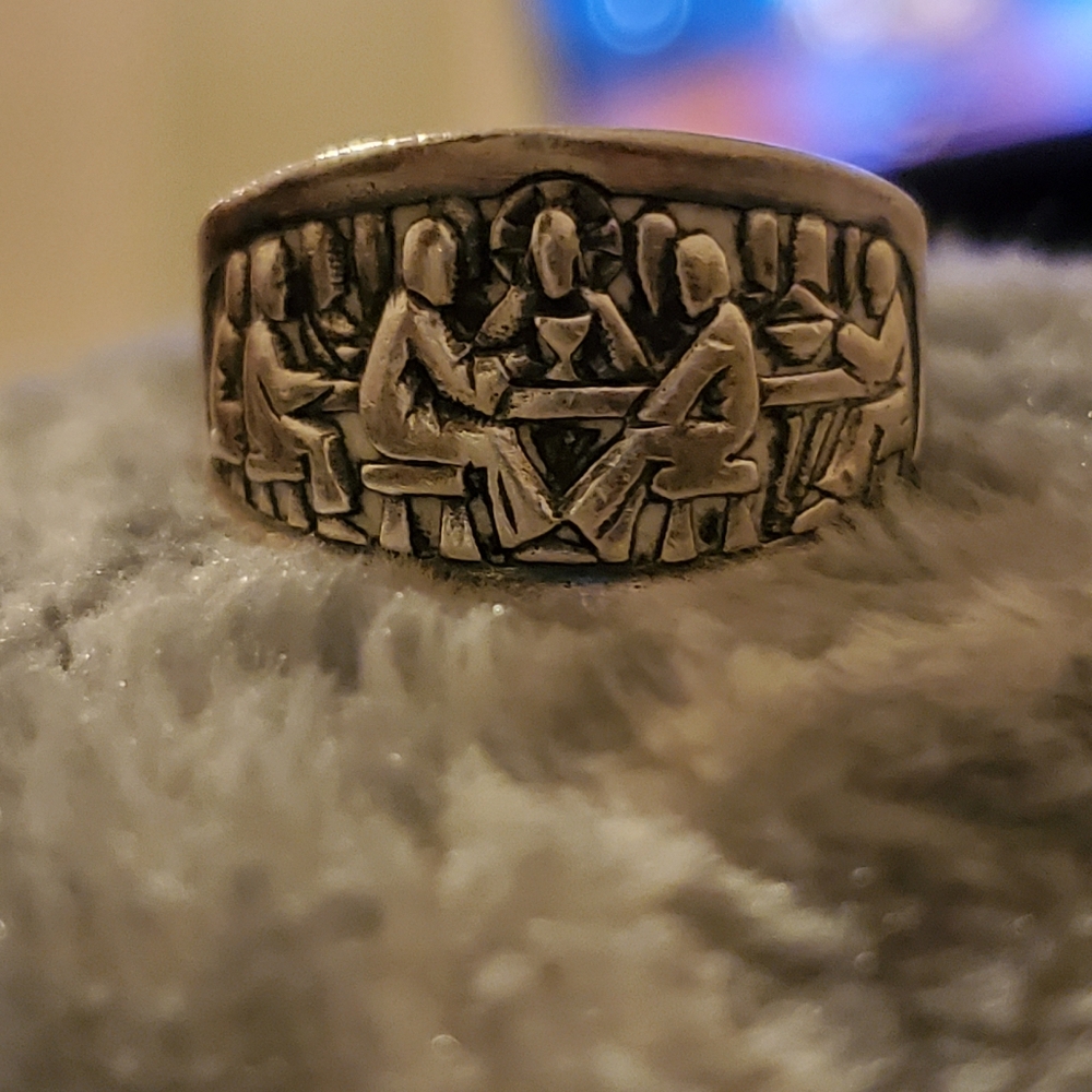 James avery ring 8.5 retired